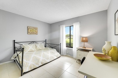 This inviting first-floor condo in West Palm Beach offers - photo 17
