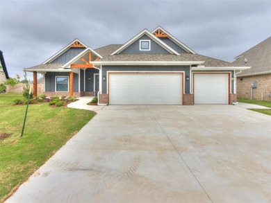 Welcome to Cedar Lane in South Norman, where thoughtful design - photo 3