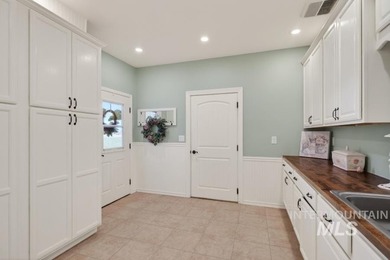 Gorgeous one-owner home set on 62 scenic acres just south of - photo 25