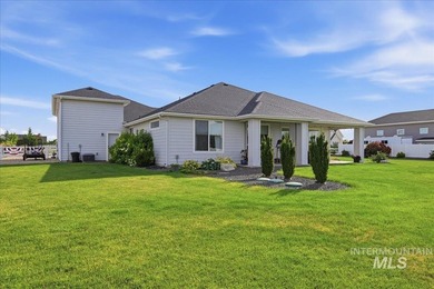 Experience this custom-built 3-bedroom, 2.5-bath home with a - photo 29