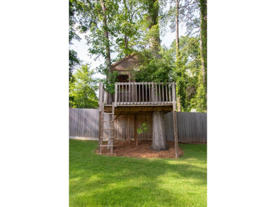 Price Adjustment! Welcome to this thoughtfully renovated - photo 32