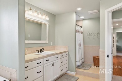 Gorgeous one-owner home set on 62 scenic acres just south of - photo 33