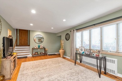 Welcome to this true 4-level split offering versatile living - photo 3