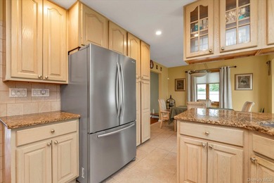 Welcome to this true 4-level split offering versatile living - photo 8