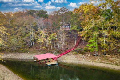 Welcome to your dream retreat on beautiful Smith Lake! This - photo 3