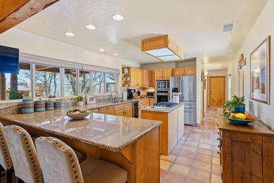 Stunning custom Southwestern home in the highly desirable Paa-Ko - photo 11