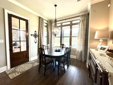 A rare find!! This 5br/4.5ba home spans over 4800sqft, nestled - photo 14