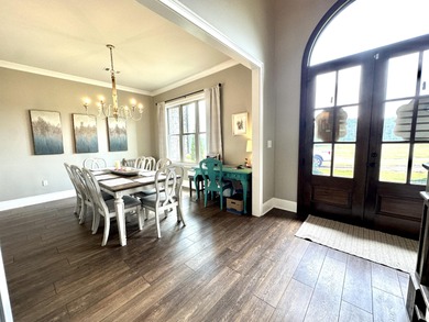 A rare find!! This 5br/4.5ba home spans over 4800sqft, nestled - photo 17