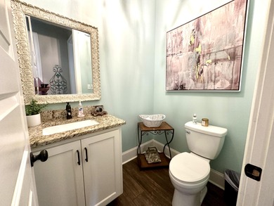A rare find!! This 5br/4.5ba home spans over 4800sqft, nestled - photo 18