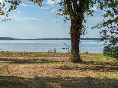 Open water lot on almost half acre in newer gated community on - photo 23