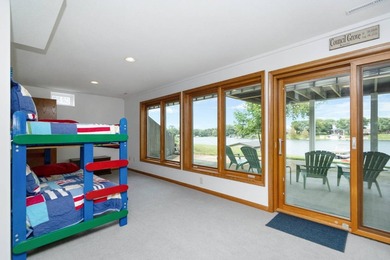 Located in the highly sought-after C-Cove area of Council Grove - photo 26