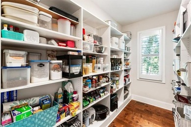 Beautiful, almost-new traditional home in Canton's sought-after - photo 27