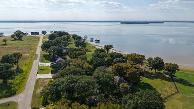 Open water lot on almost half acre in newer gated community on - photo 29