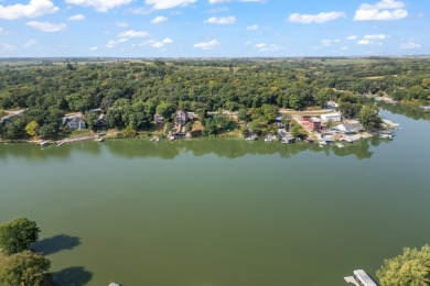 Diamondhead Lake Home For Sale in Dexter Iowa