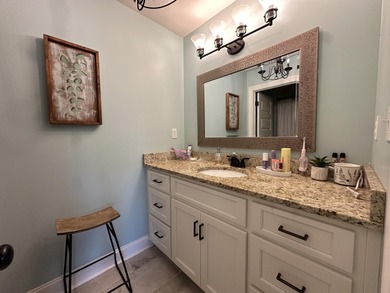 A rare find!! This 5br/4.5ba home spans over 4800sqft, nestled - photo 35