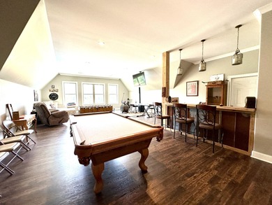 A rare find!! This 5br/4.5ba home spans over 4800sqft, nestled - photo 37