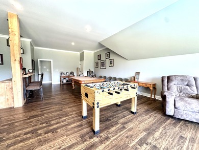 A rare find!! This 5br/4.5ba home spans over 4800sqft, nestled - photo 38