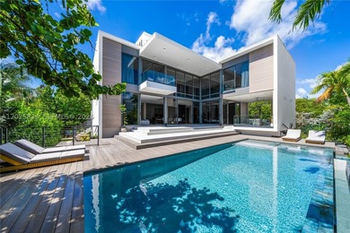 BRAND-NEW CONSTRUCTION HOME IN ONE OF KEY BISCAYNE'S MOST - photo 1