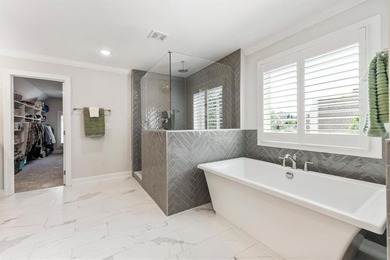 Beautiful, almost-new traditional home in Canton's sought-after - photo 47