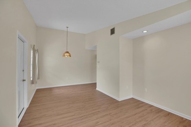 MOVE IN CONDITION! All appliances including full size - photo 12