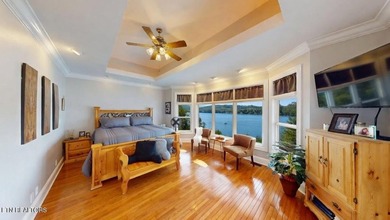 Stunning & Awe-Inspiring Lakefront Living in Rarity Bay where - photo 13