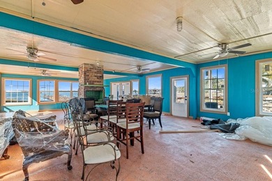 Check out this cozy hotel/cafe with approximately 176' of - photo 14