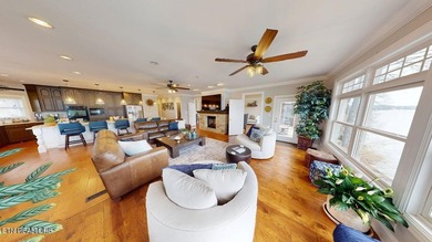 Stunning & Awe-Inspiring Lakefront Living in Rarity Bay where - photo 16