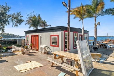 Check out this cozy hotel/cafe with approximately 176' of - photo 16