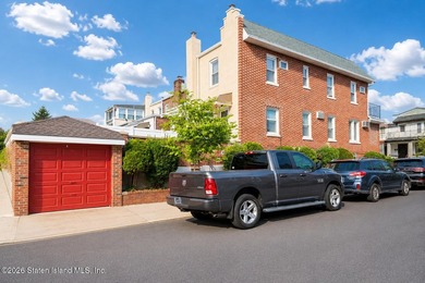 This is a beautiful one family house situated on a tree lane - photo 17