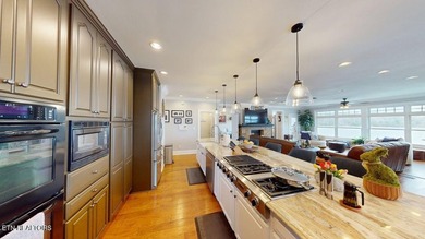Stunning & Awe-Inspiring Lakefront Living in Rarity Bay where - photo 19