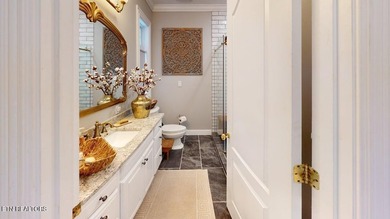 Stunning & Awe-Inspiring Lakefront Living in Rarity Bay where - photo 25