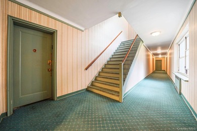Welcome to this stunning 1-bedroom, 1-bath apartment located in - photo 25