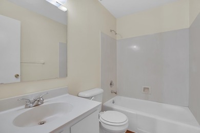 MOVE IN CONDITION! All appliances including full size - photo 25