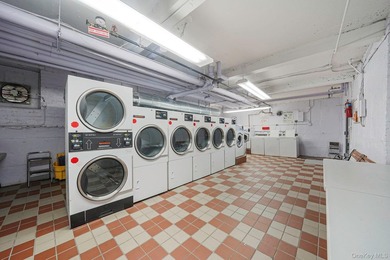 Welcome to this stunning 1-bedroom, 1-bath apartment located in - photo 27