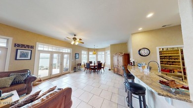 Stunning & Awe-Inspiring Lakefront Living in Rarity Bay where - photo 29