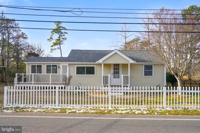 Practically brand new, this beautifully rebuilt rancher on - photo 31