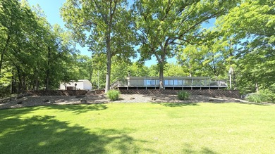 Lake living with lots of space!! WATERFRONT property, a GUEST - photo 3