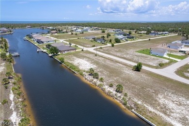GULF ACCESS waterfront property with NEW SEAWALL. Seller has - photo 6
