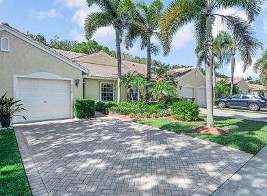 Warm and inviting villa in desirable Bridgeport Cove in the 55+ - photo 4