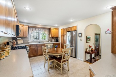 Welcome home to Birdwatch, a beautifully updated four-bedroom - photo 10