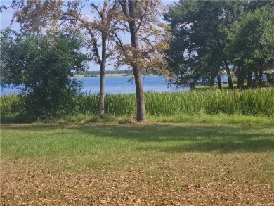 Lake Home For Sale in Groesbeck, Texas