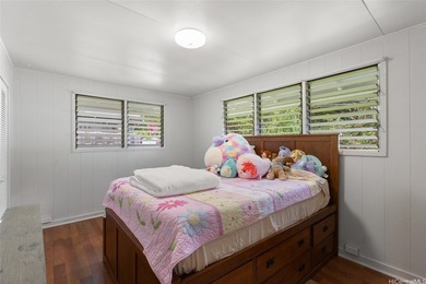 Nestled against the tranquil backdrop of the Ko'olau Range, this - photo 11