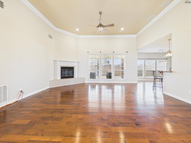 Exceptional executive home offering over 3,000 sq ft of refined - photo 12