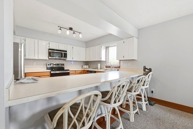 Welcome to Heron Pond, a peaceful coastal retreat in the heart - photo 13