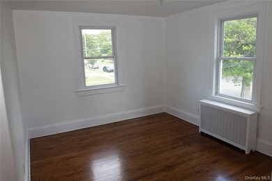 Move-in ready! Located in the highly desirable Terrace section - photo 15