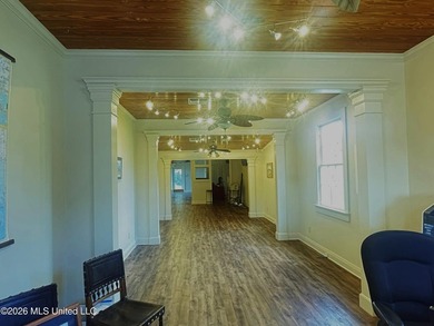 Well-appointed property located on the first block of Main - photo 6