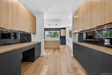 Welcome to this truly one-of-a-kind brand-new modern farmhouse - photo 19