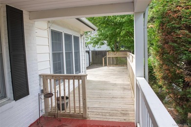 Move-in ready! Located in the highly desirable Terrace section - photo 19