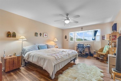 Nestled against the tranquil backdrop of the Ko'olau Range, this - photo 20