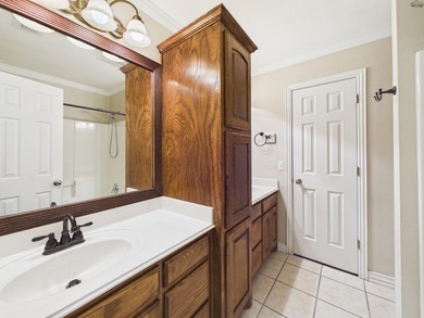 Exceptional executive home offering over 3,000 sq ft of refined - photo 21